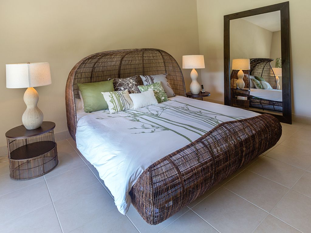 Master bedroom has a King sized bed and en-suite bathroom.