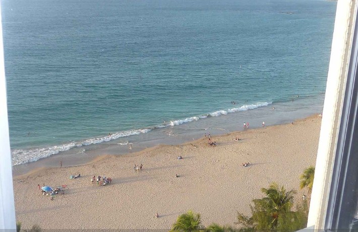 Each bedroom has direct view to the beach.