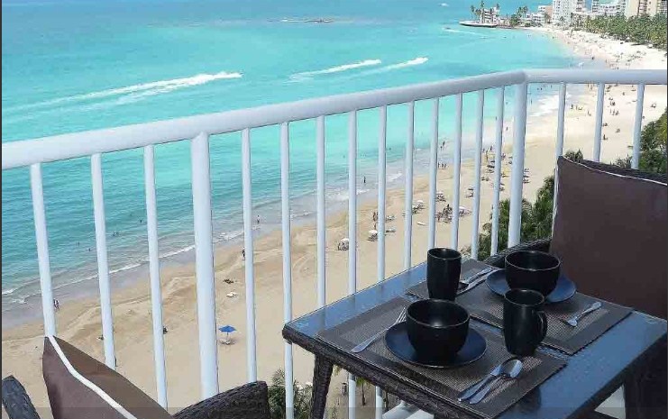 Start your day with breakfast with a view.