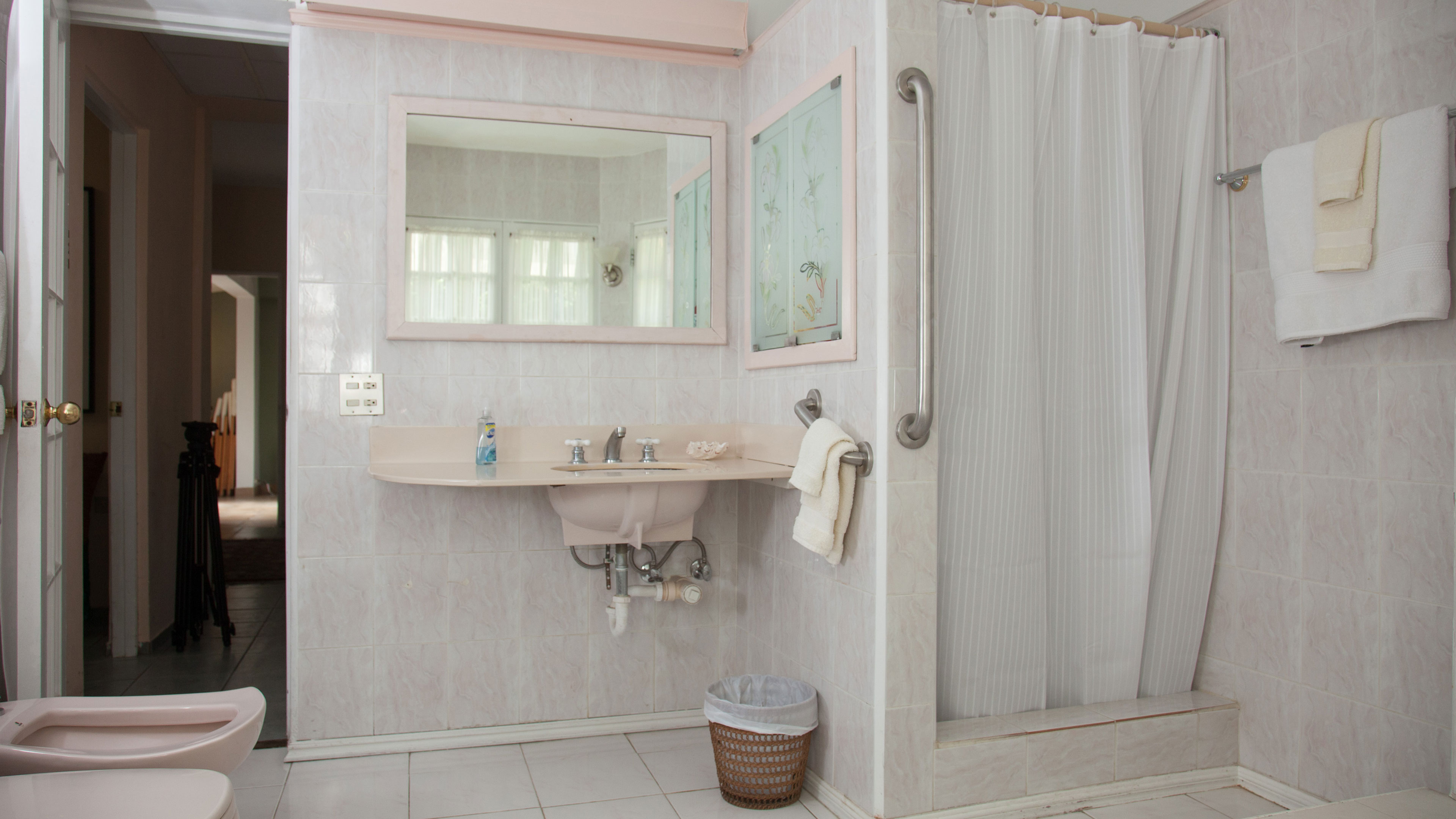 Elegant and spacious master bathroom